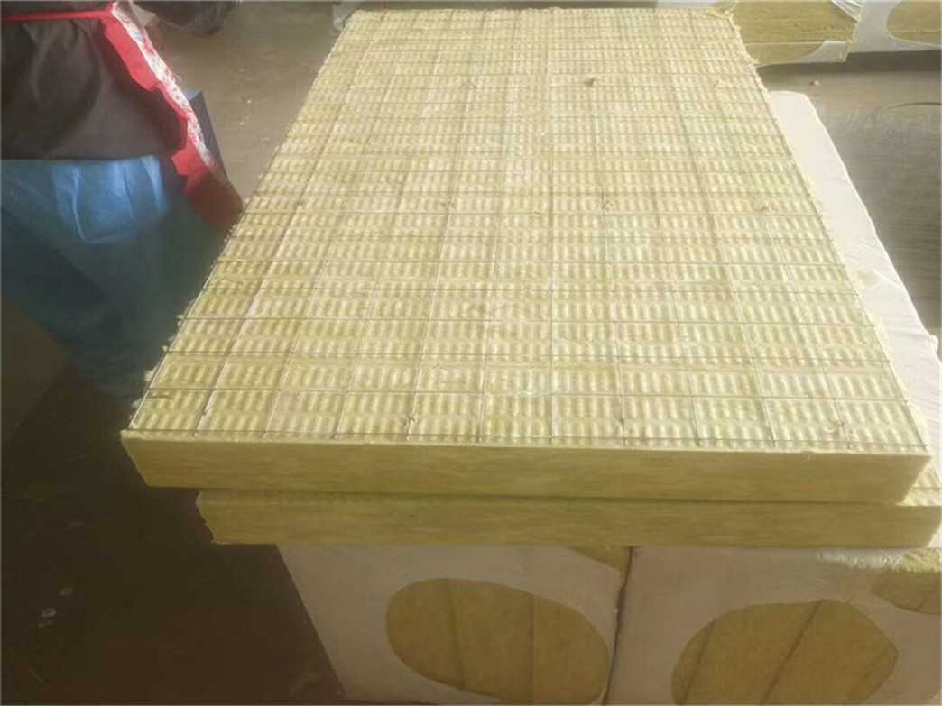 貴陽a級巖棉復(fù)合板廠家